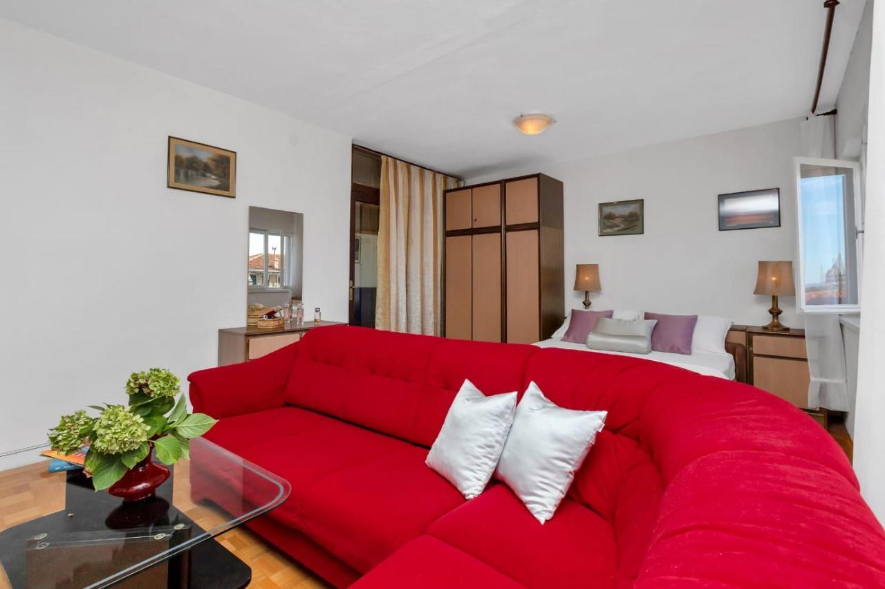 Apartments Bole Makarska Eksteriør bilde